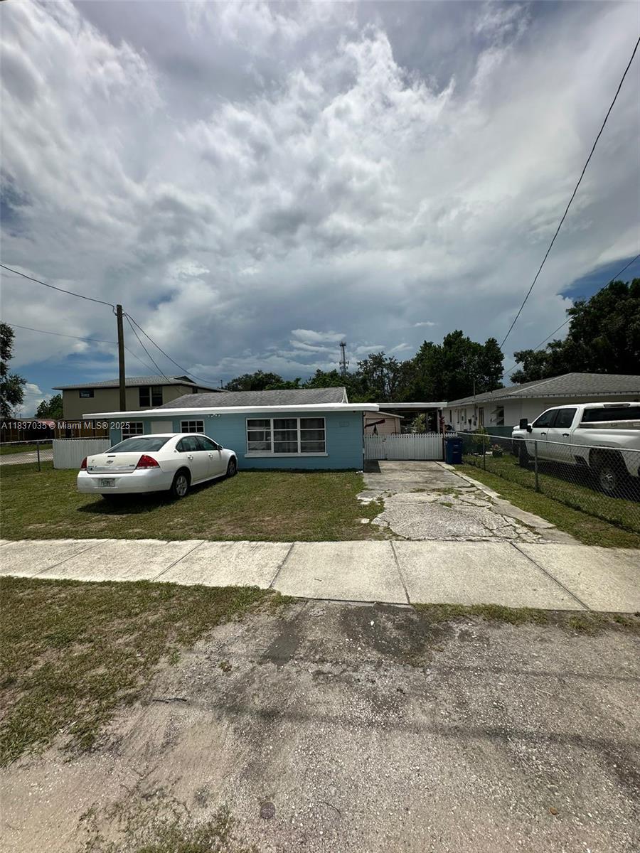 Charming 3-bedroom 2-bathroom house. It has improvements that were made 2025, such as new BATHROOM, a new water heater, NEW terrace. Cute Starter home with an independent space for mother-in-law/rental opportunity. The home has a workshop with plenty of room for storage and workspace. Being close to the historic downtown Sebring Circle, which has a wide selection of stores, eateries, and other facilities, conveniently close to a number of busy roads, including State Route 17, Sebring Parkway, and Lakeview, this property is in a great location, near Lake Jackson, the charming Downtown Circle, shopping, schools, and medical facilities. City water and sewer utilities are provided. There is no homeowners' association in this neighborhood. Move-in ready! Begin enjoying the Florida lifestyle.