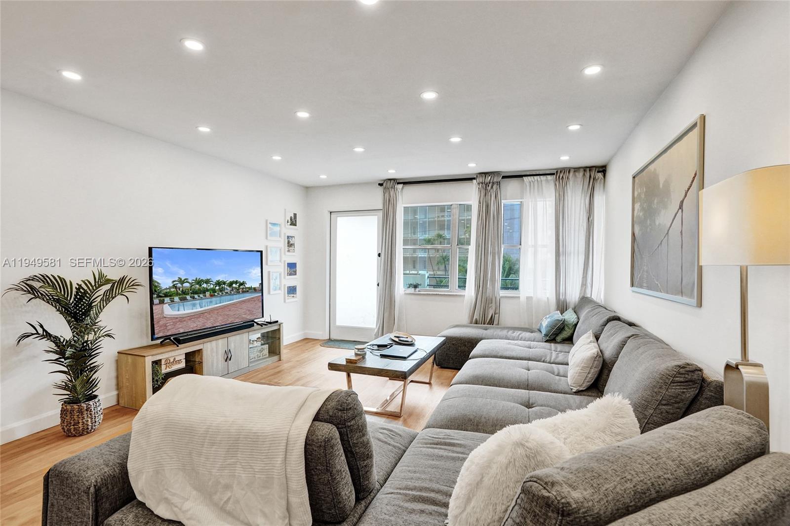 OCEAN VIEW TOWERS CONDO - Residential