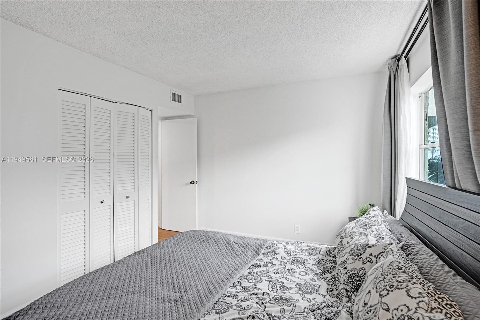 OCEAN VIEW TOWERS CONDO - Residential