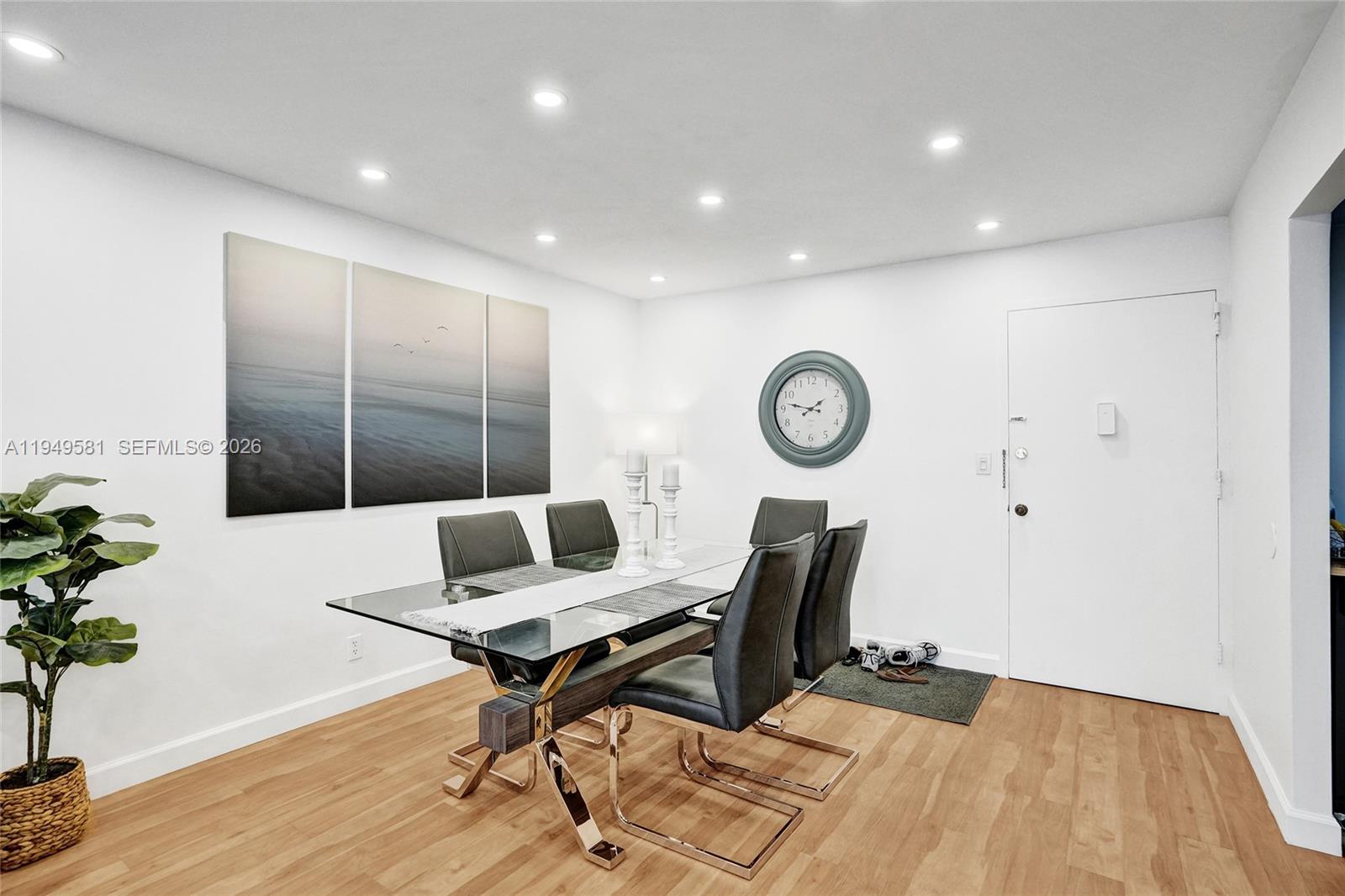 OCEAN VIEW TOWERS CONDO - Residential