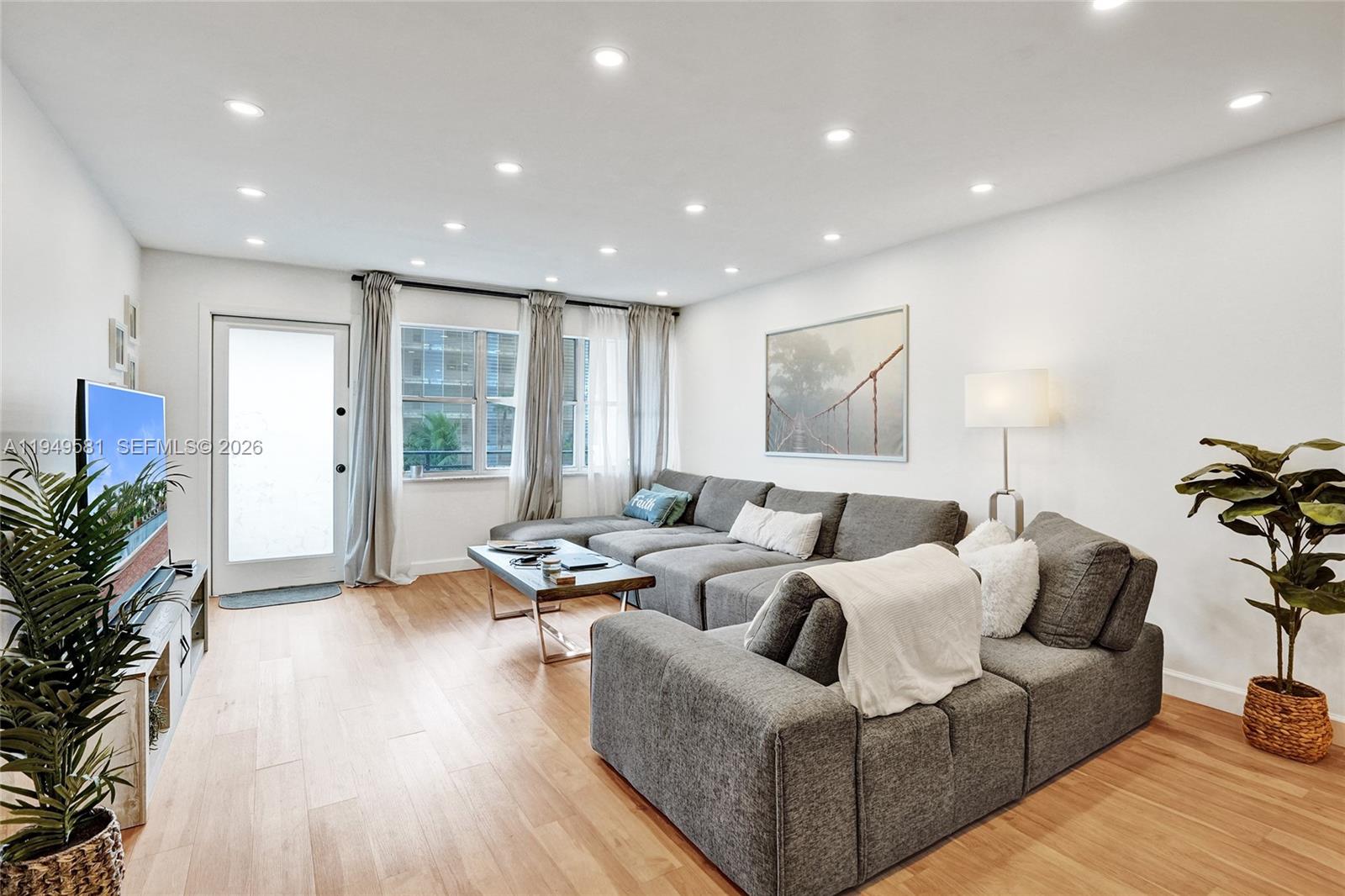 OCEAN VIEW TOWERS CONDO - Residential