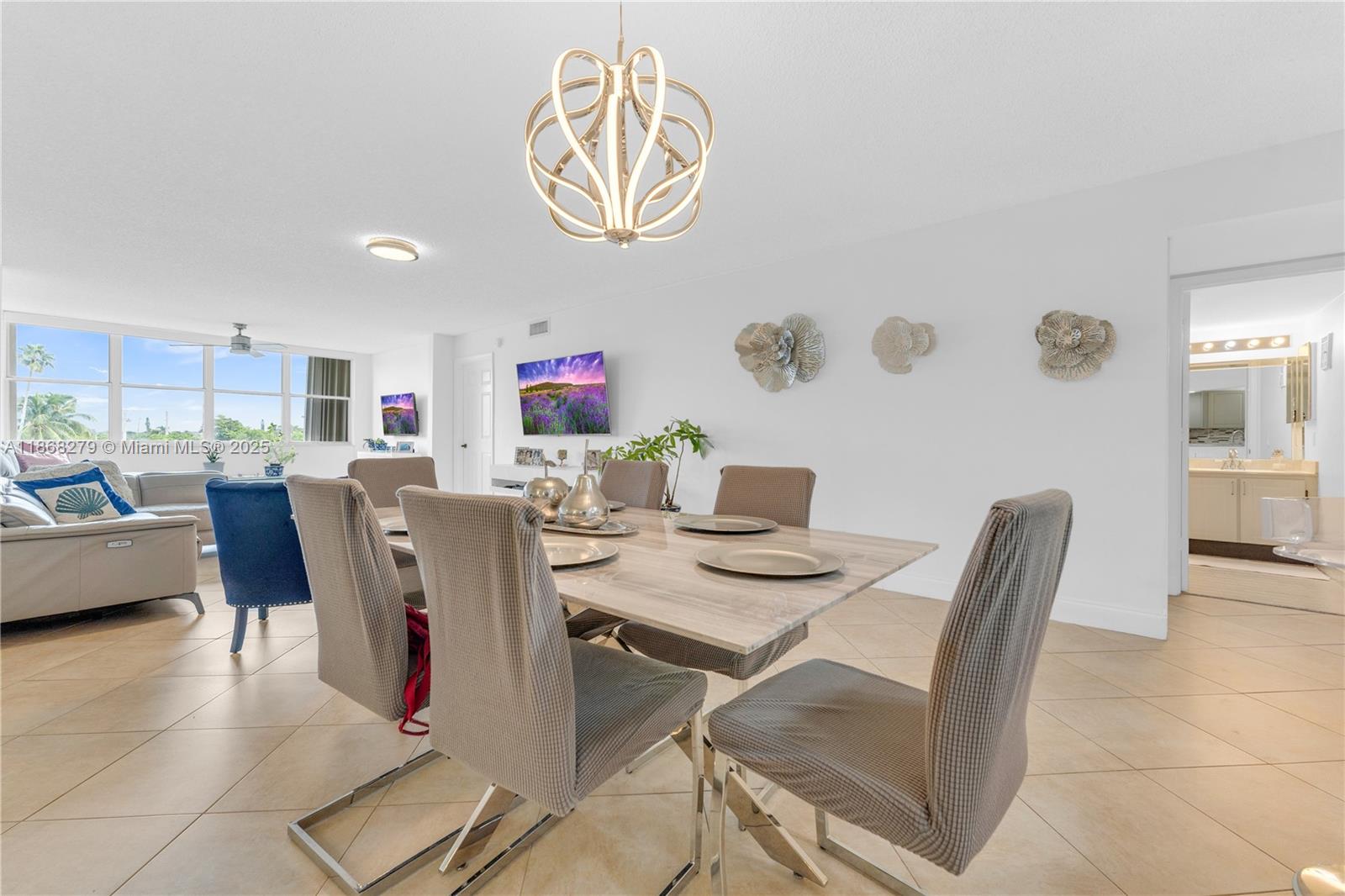 SUNRISE LAKES 211 CONDO - Residential