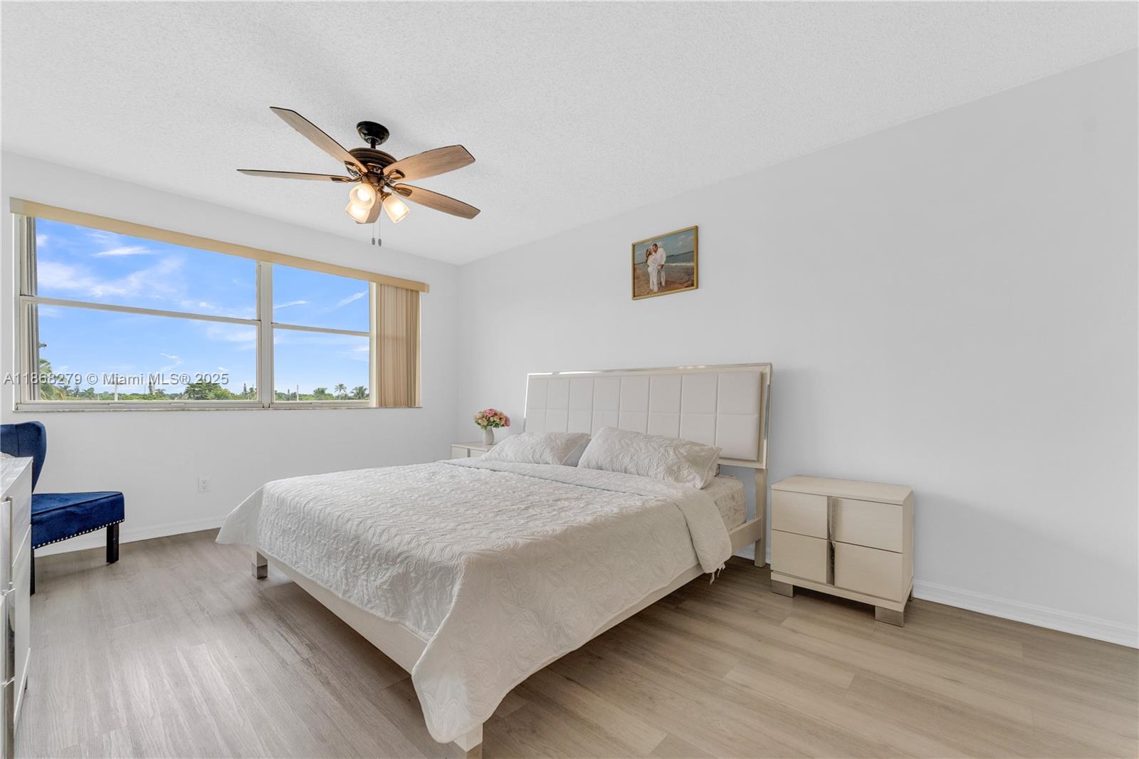 SUNRISE LAKES 211 CONDO - Residential