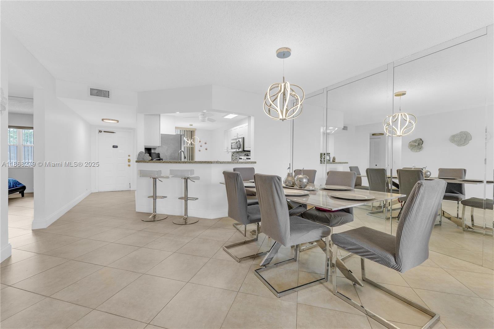 SUNRISE LAKES 211 CONDO - Residential