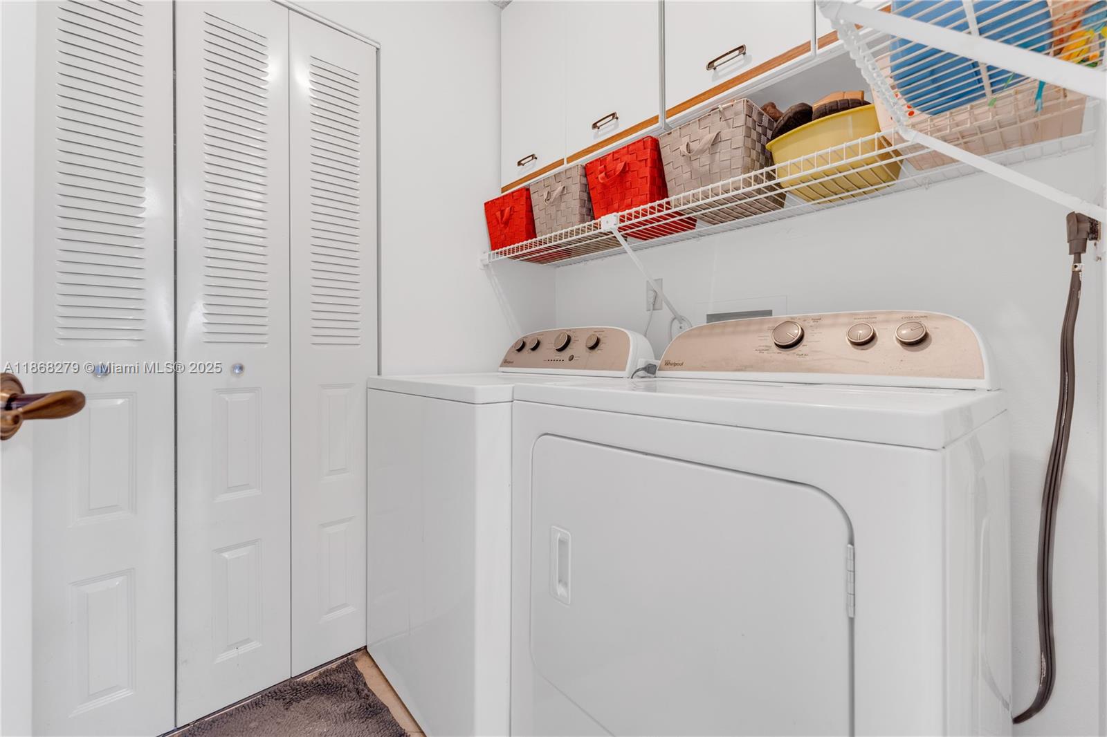 SUNRISE LAKES 211 CONDO - Residential