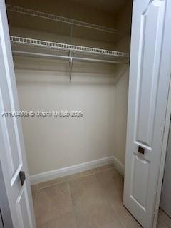 VILLAGE OF KINGS CREEK CO - Residential Lease