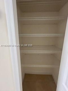 VILLAGE OF KINGS CREEK CO - Residential Lease