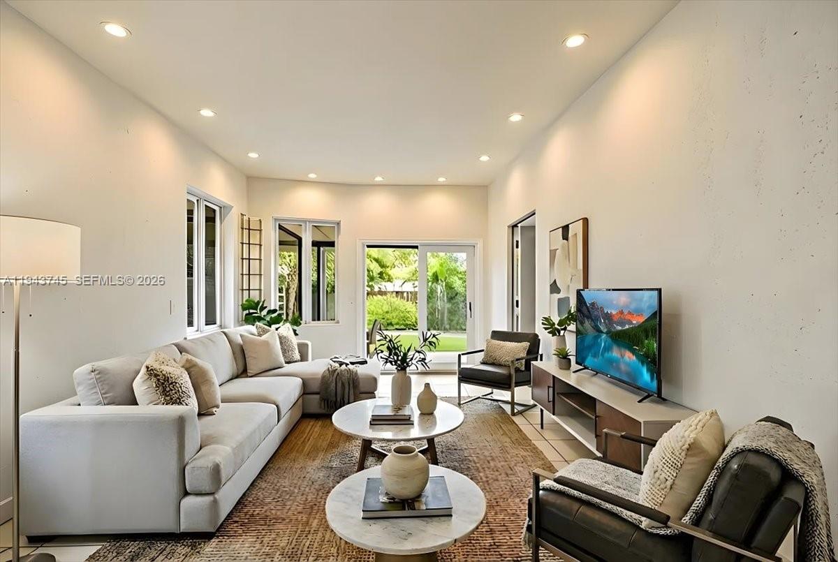 HOLLEMAN PARK - Residential