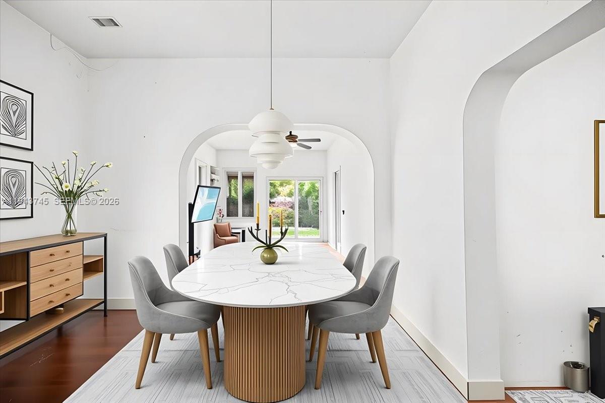 HOLLEMAN PARK - Residential