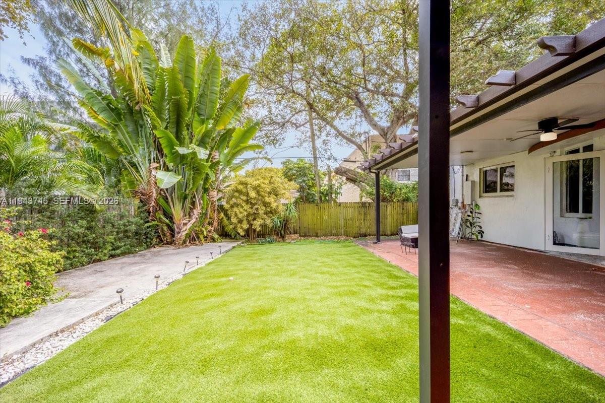 HOLLEMAN PARK - Residential