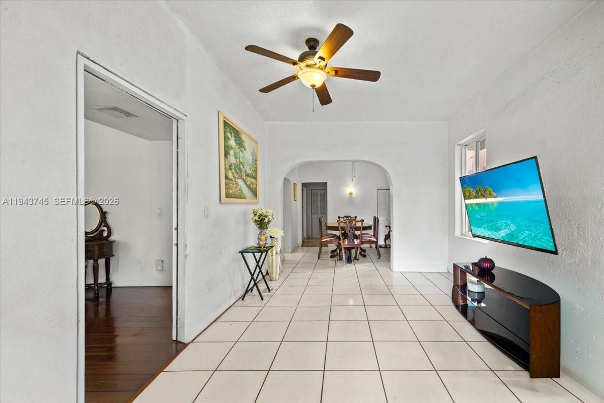 HOLLEMAN PARK - Residential