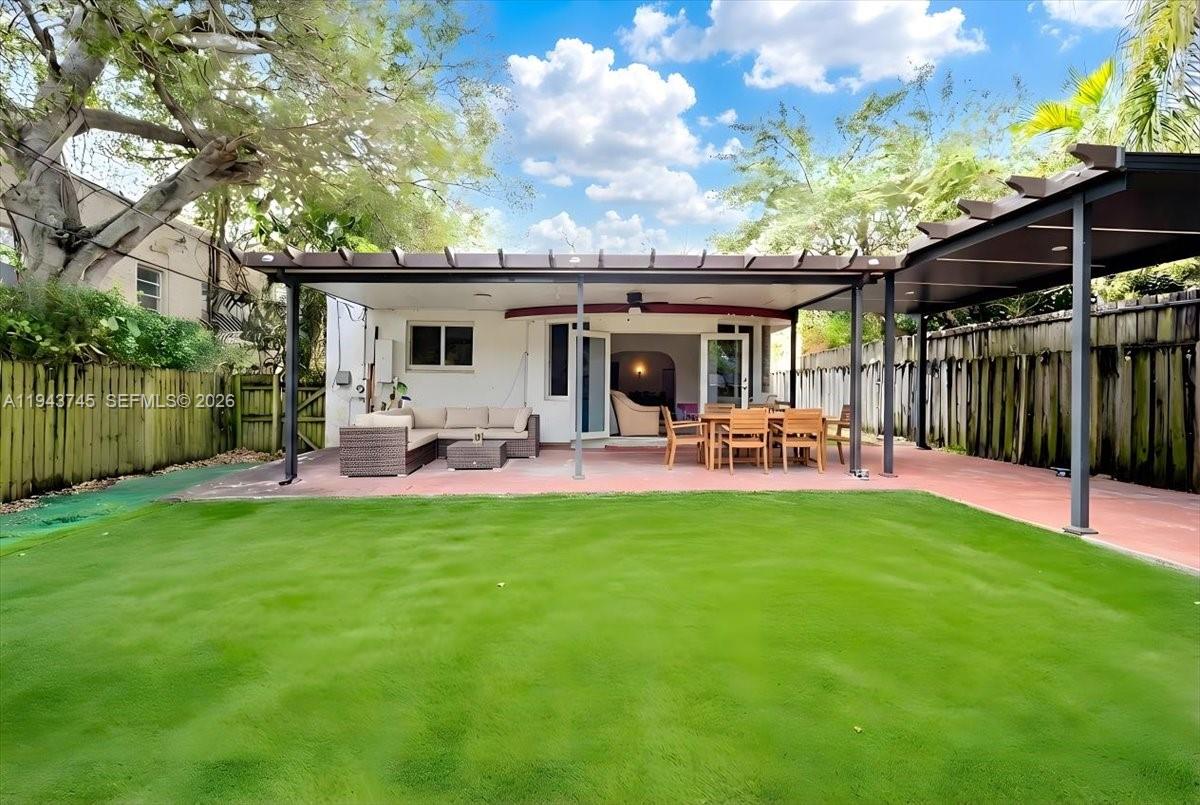 HOLLEMAN PARK - Residential