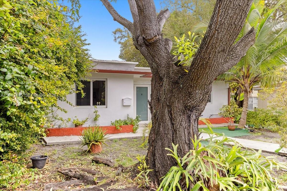 HOLLEMAN PARK - Residential