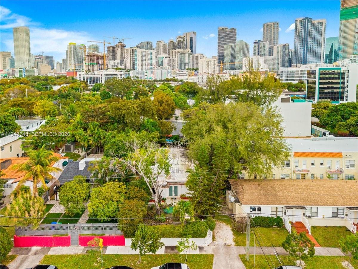 HOLLEMAN PARK - Residential