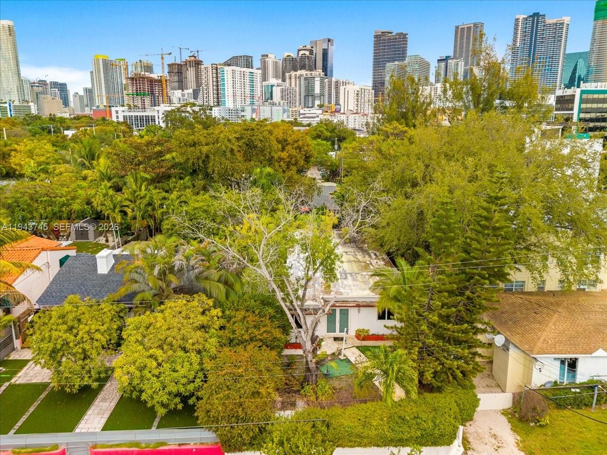 HOLLEMAN PARK - Residential