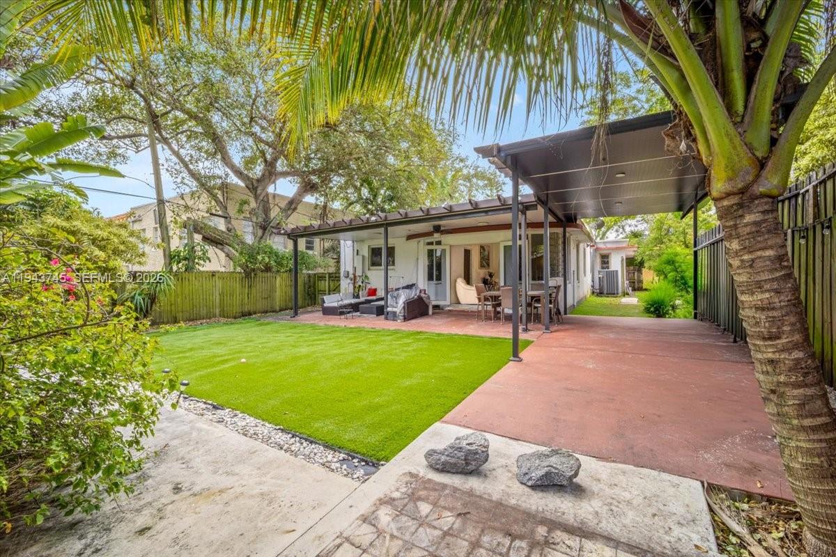 HOLLEMAN PARK - Residential