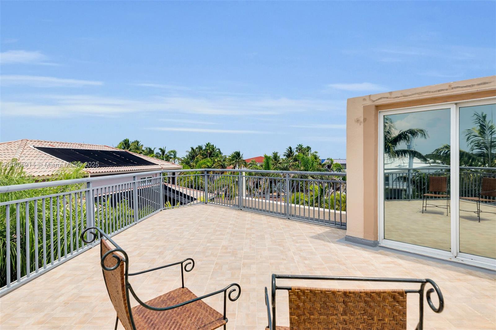 PORT LARGO 5TH ADD - Residential