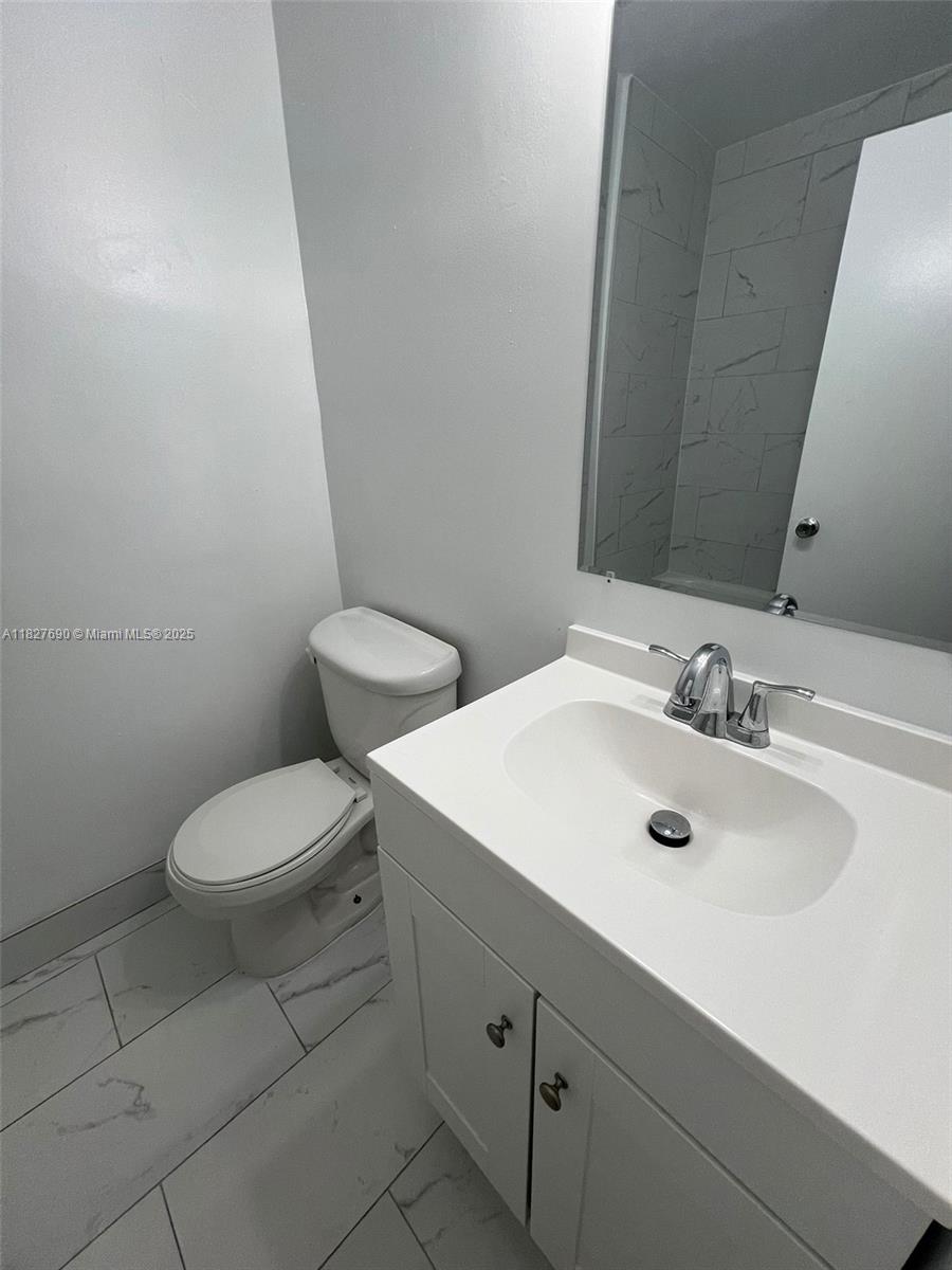 201 SE 6th Ave 12