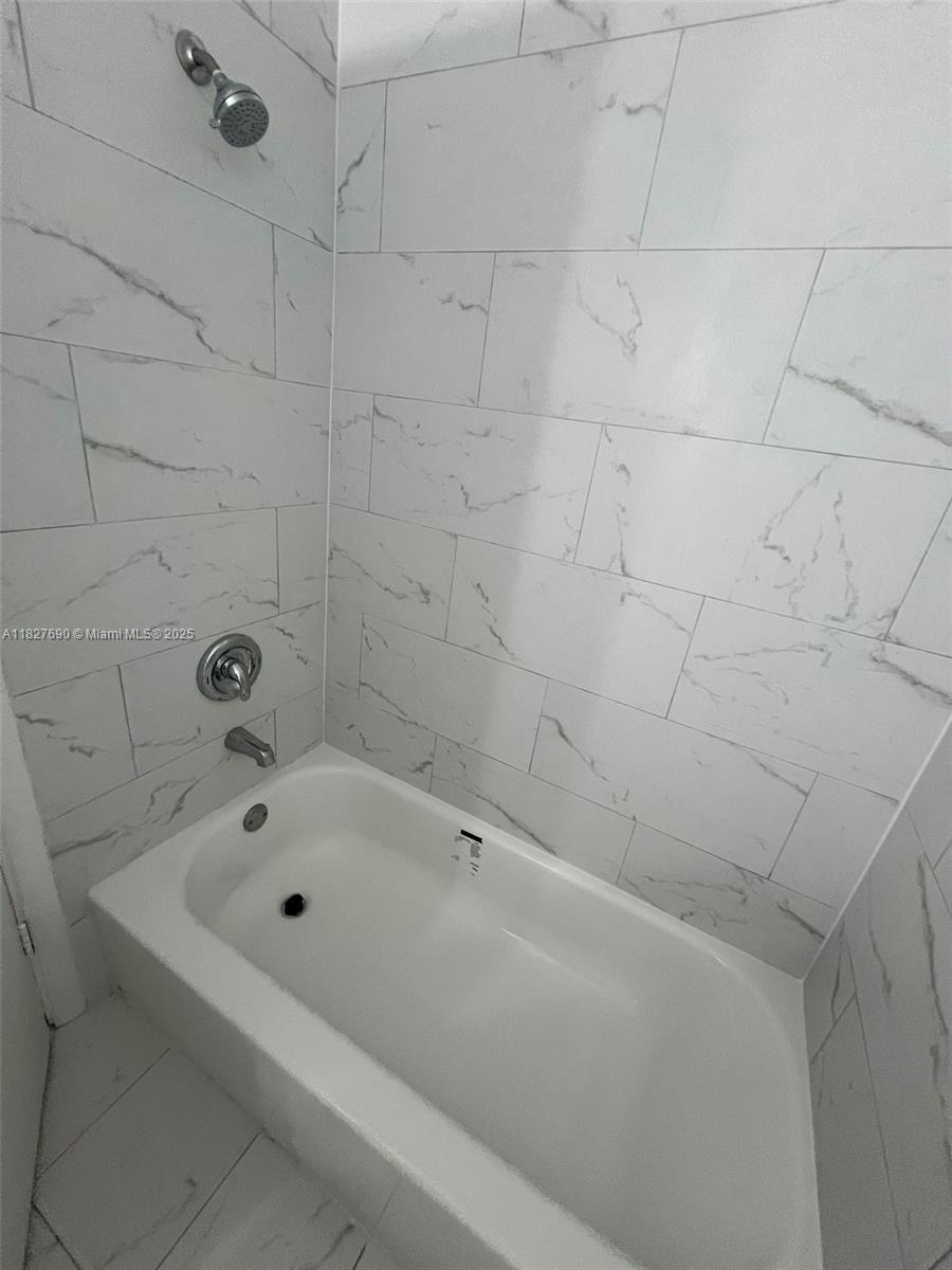201 SE 6th Ave 12
