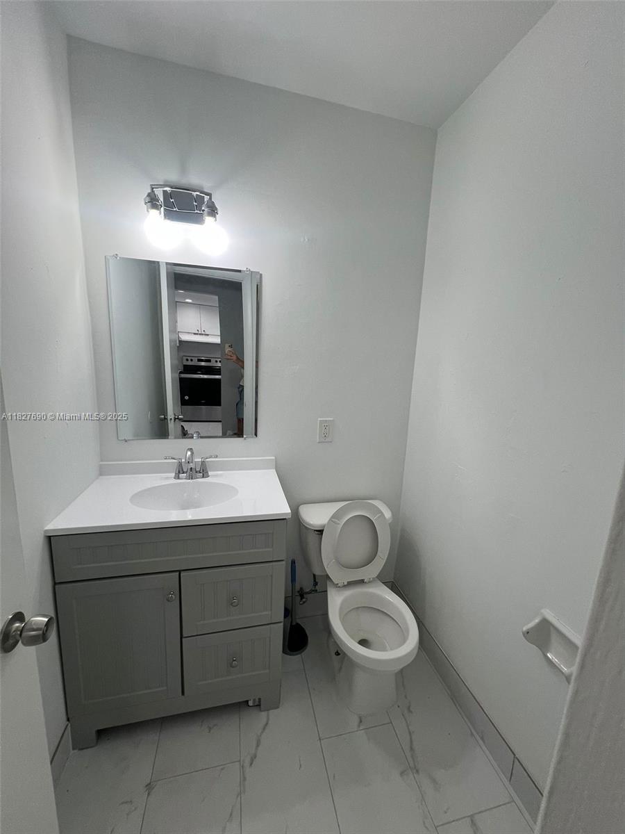 201 SE 6th Ave 12