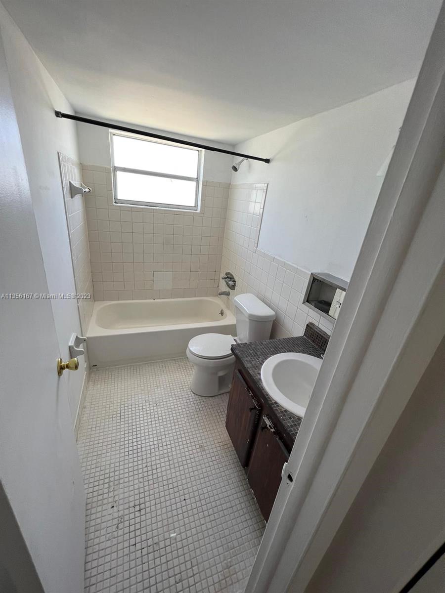 PIER 43 CONDO - Residential