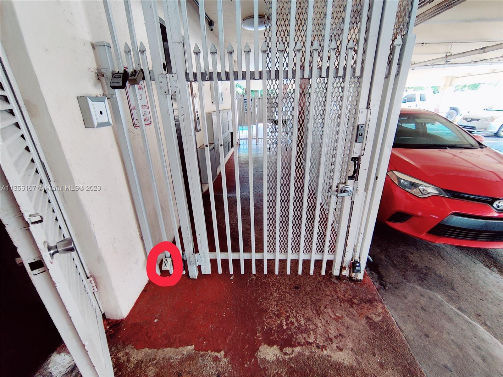 PIER 43 CONDO - Residential