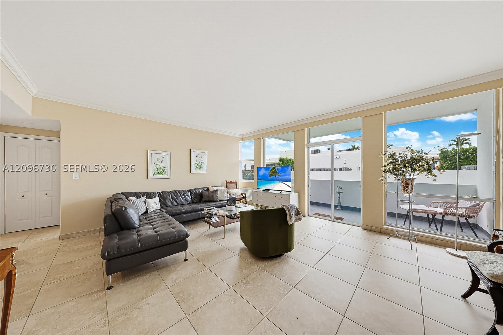 700 Biltmore Way 802
