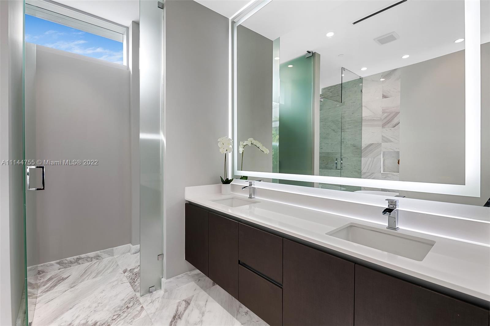 PARAMOUNT MIAMI WORLDCENTE - Residential