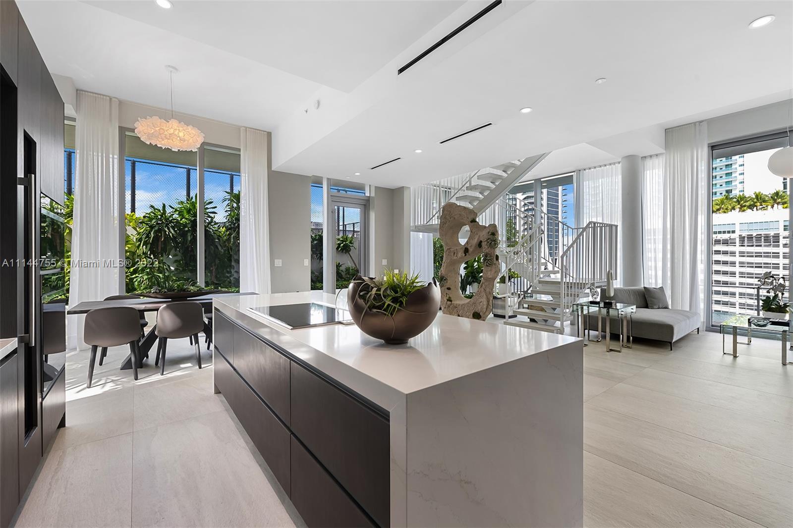 PARAMOUNT MIAMI WORLDCENTE - Residential