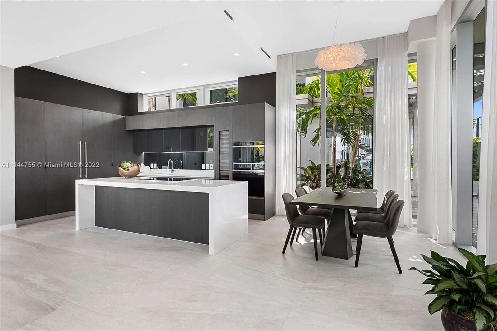 PARAMOUNT MIAMI WORLDCENTE - Residential