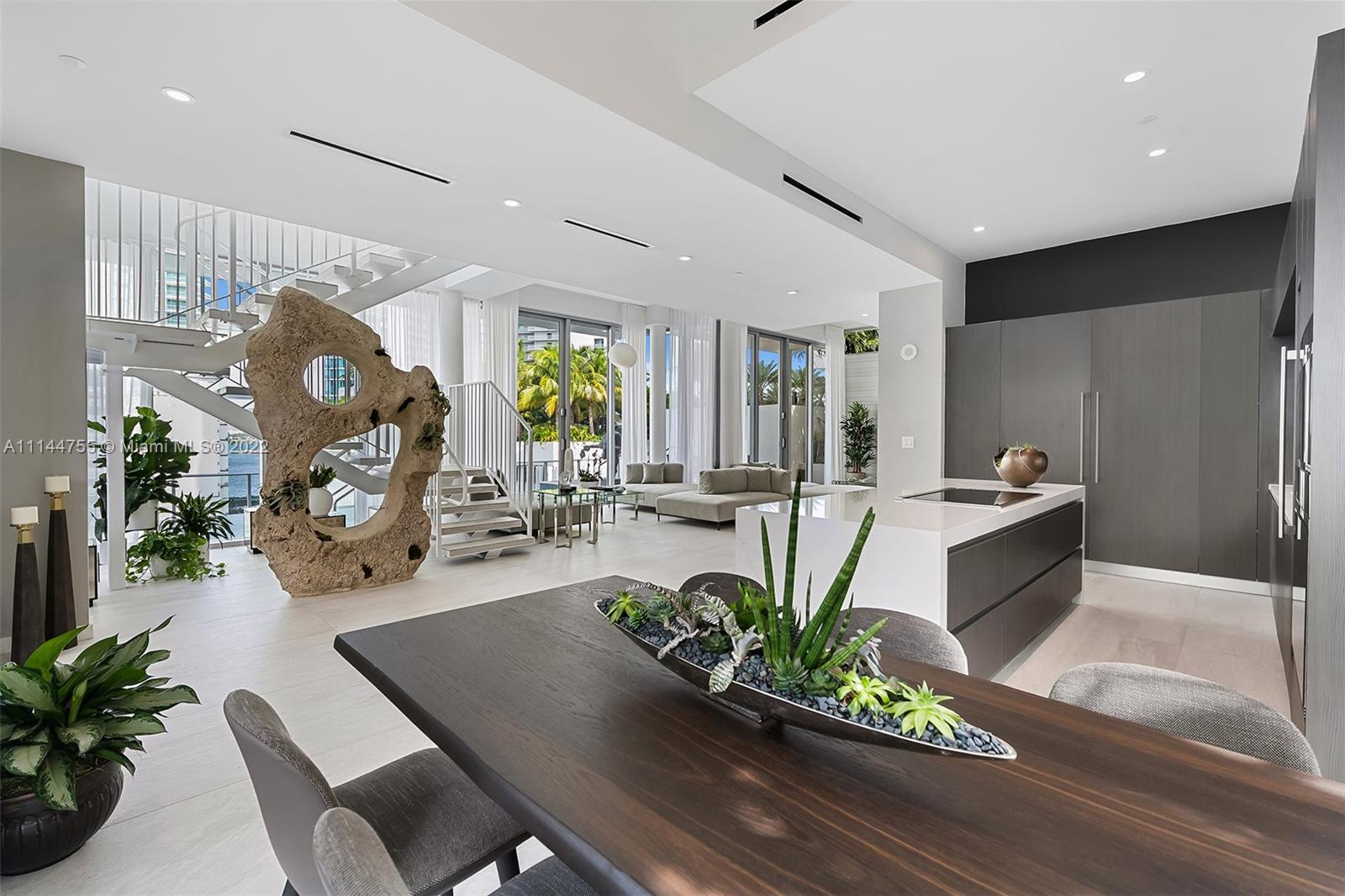 PARAMOUNT MIAMI WORLDCENTE - Residential