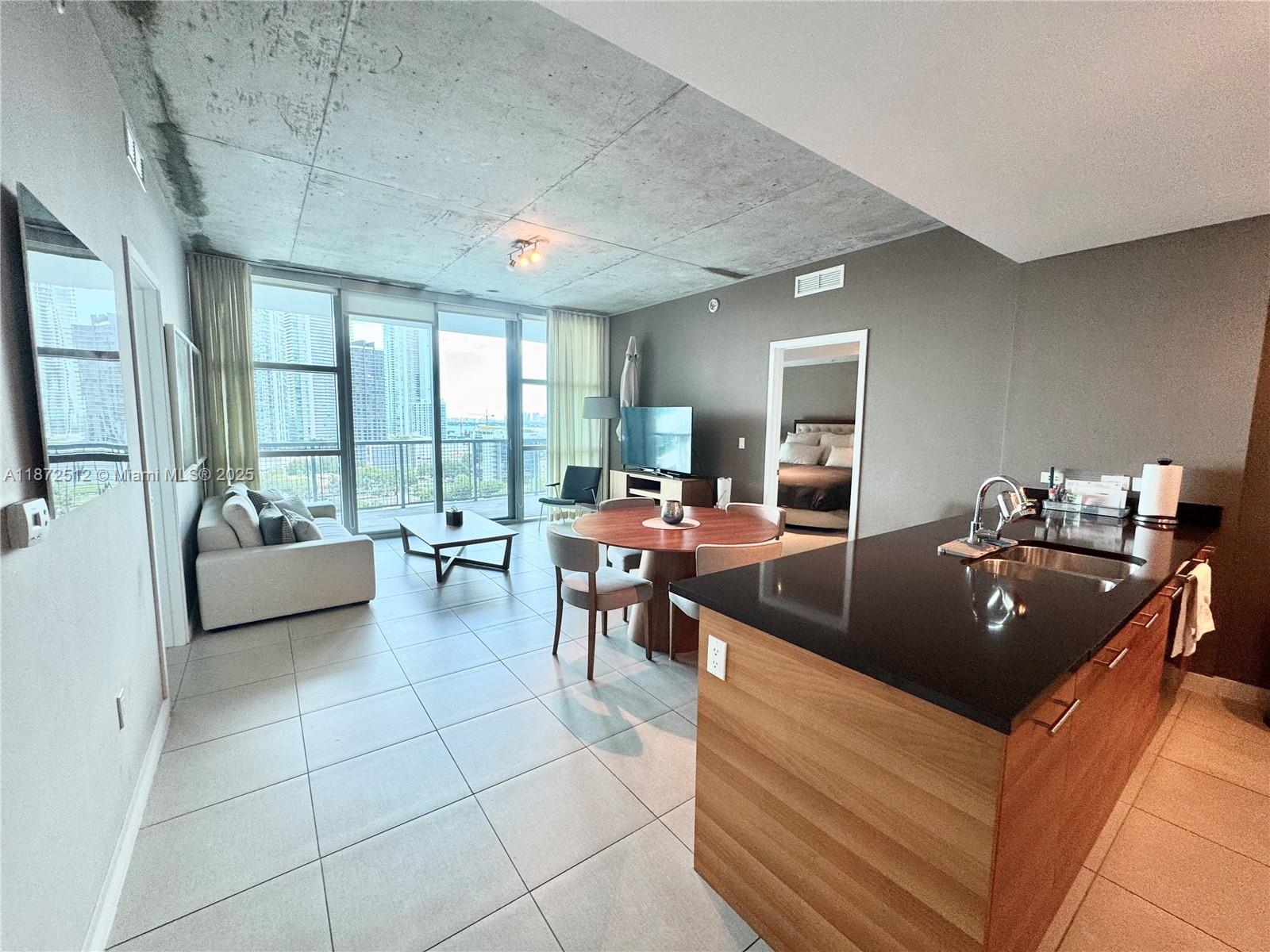 3301 NE 1st Ave H1504