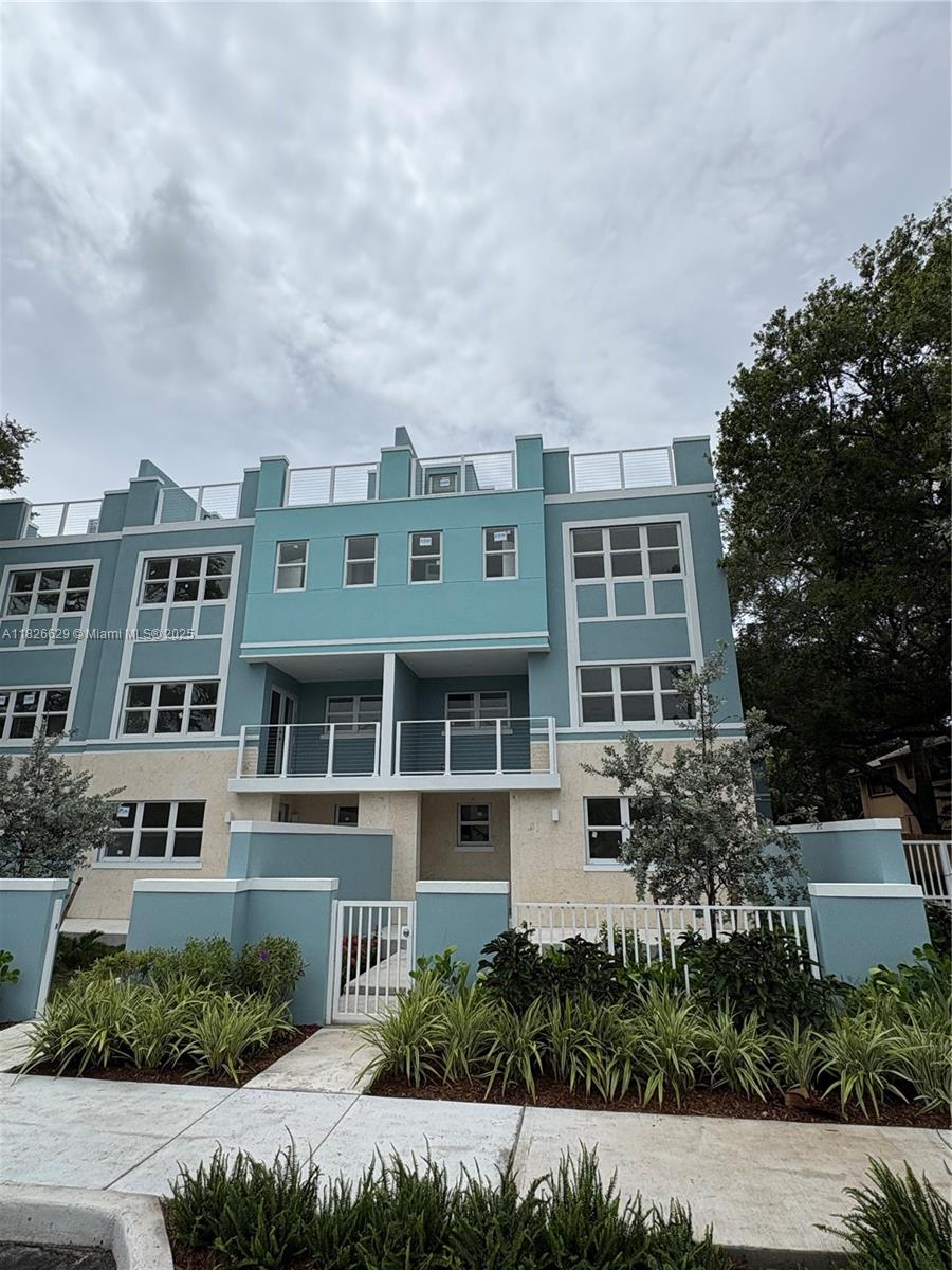 EVERGLADE LAND SALES CO - Residential