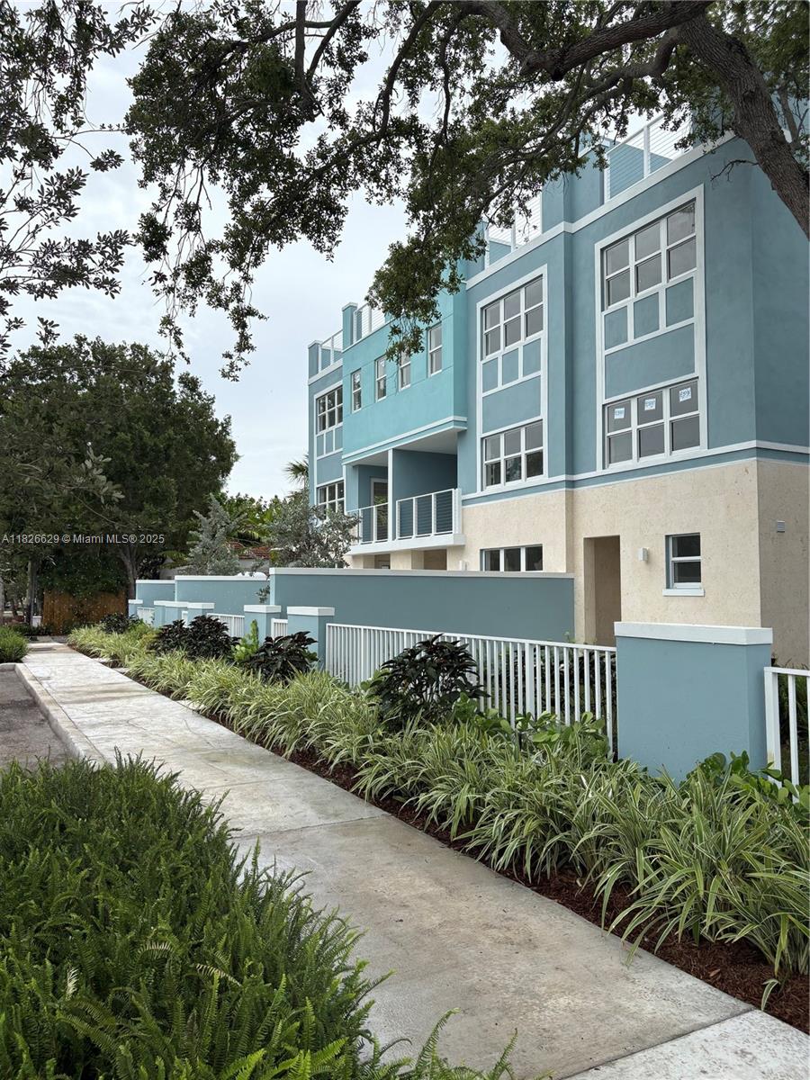 EVERGLADE LAND SALES CO - Residential