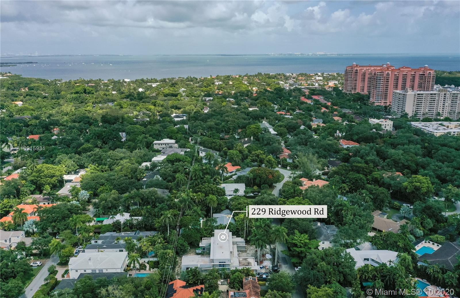 COCONUT GROVE MANOR - Residential