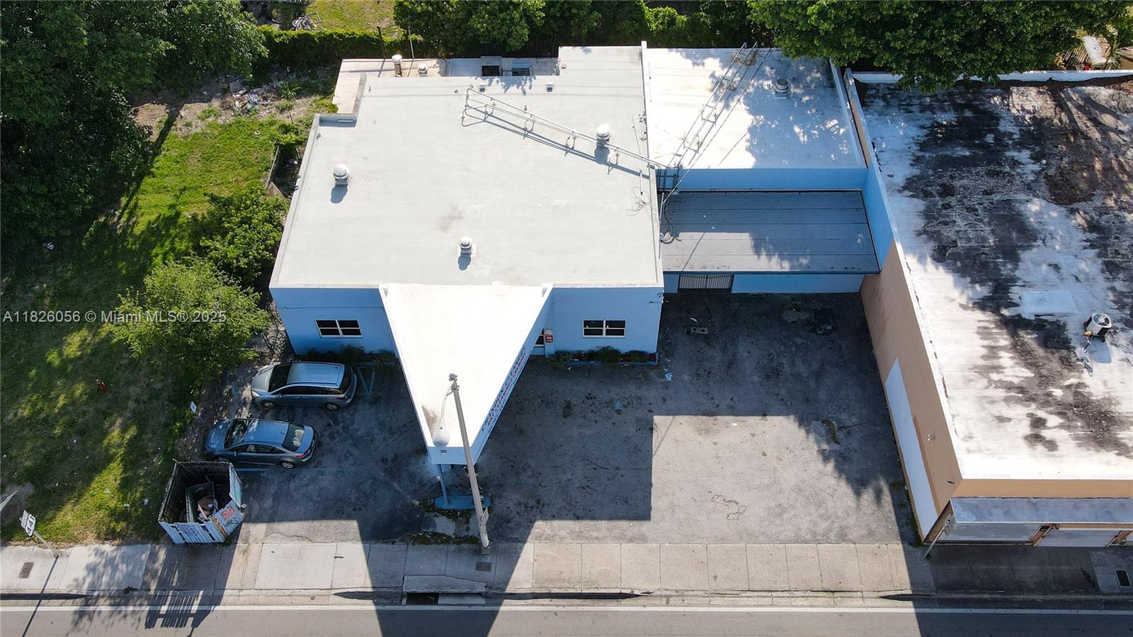 5222 NW 7th Ave