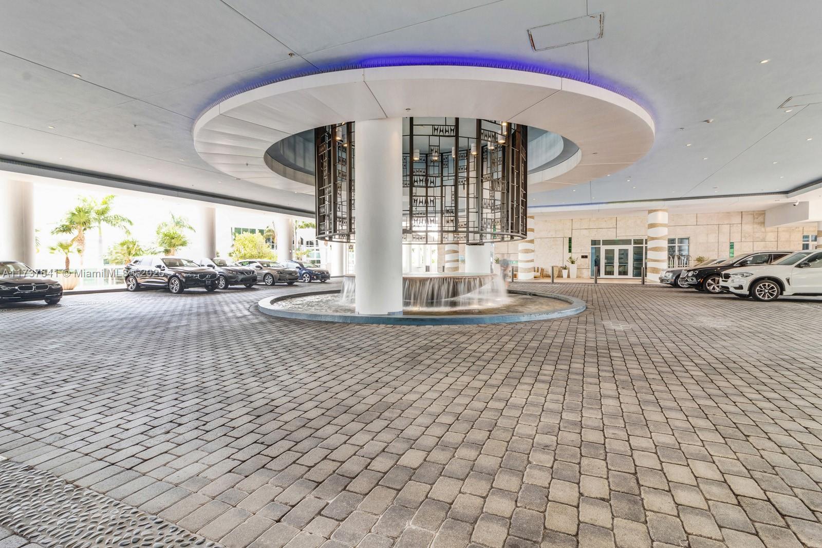 NORTH CARILLON BEACH COND - Residential