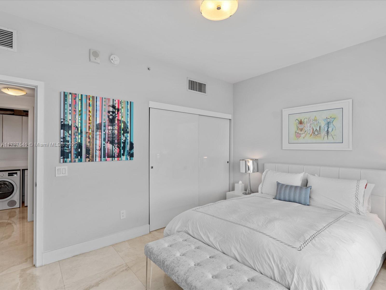 NORTH CARILLON BEACH COND - Residential