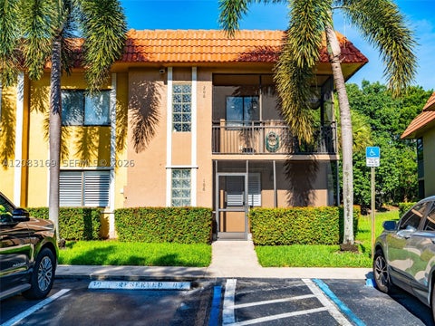 Photo of 435 Lakeview Dr #106, Weston, FL 33326 (MLS # A12083169)