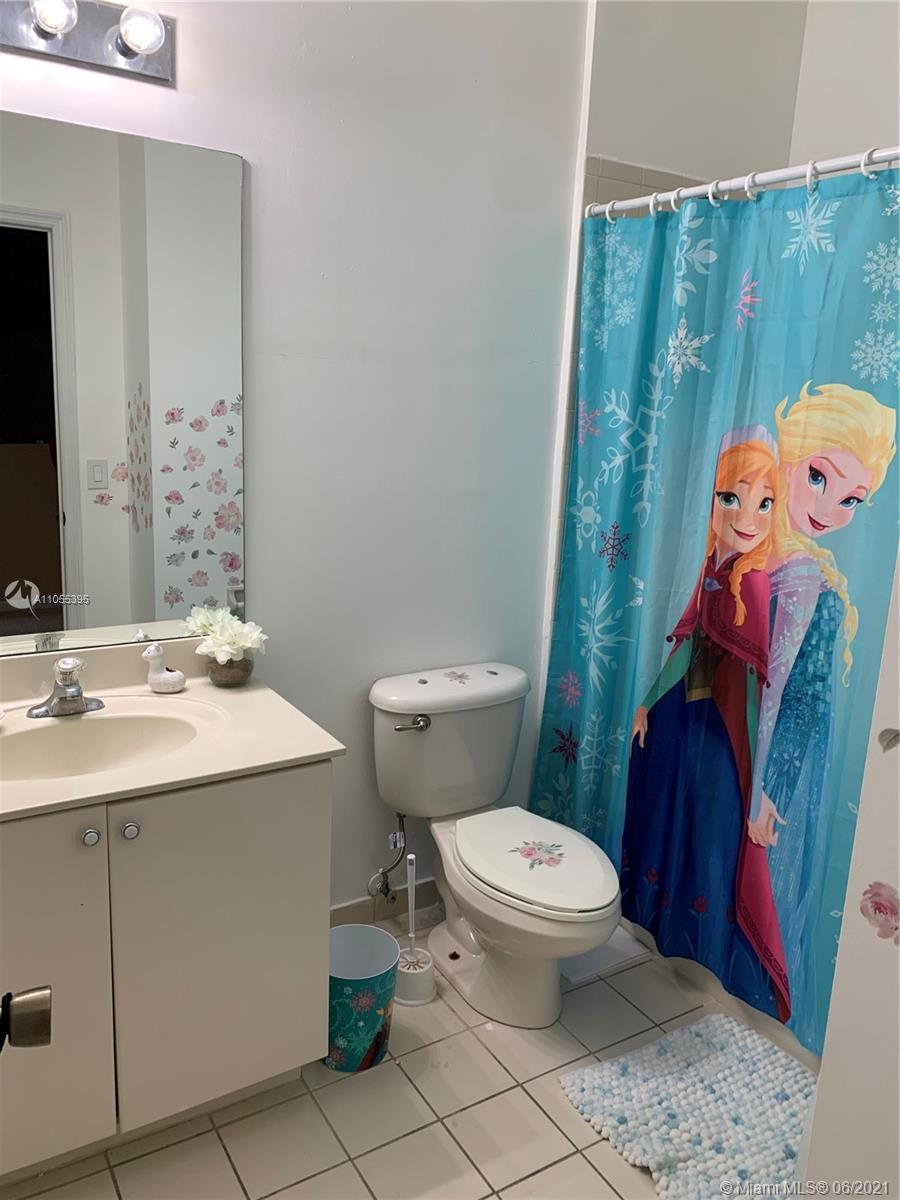 PORTOFINO VILLAS WEST - Residential