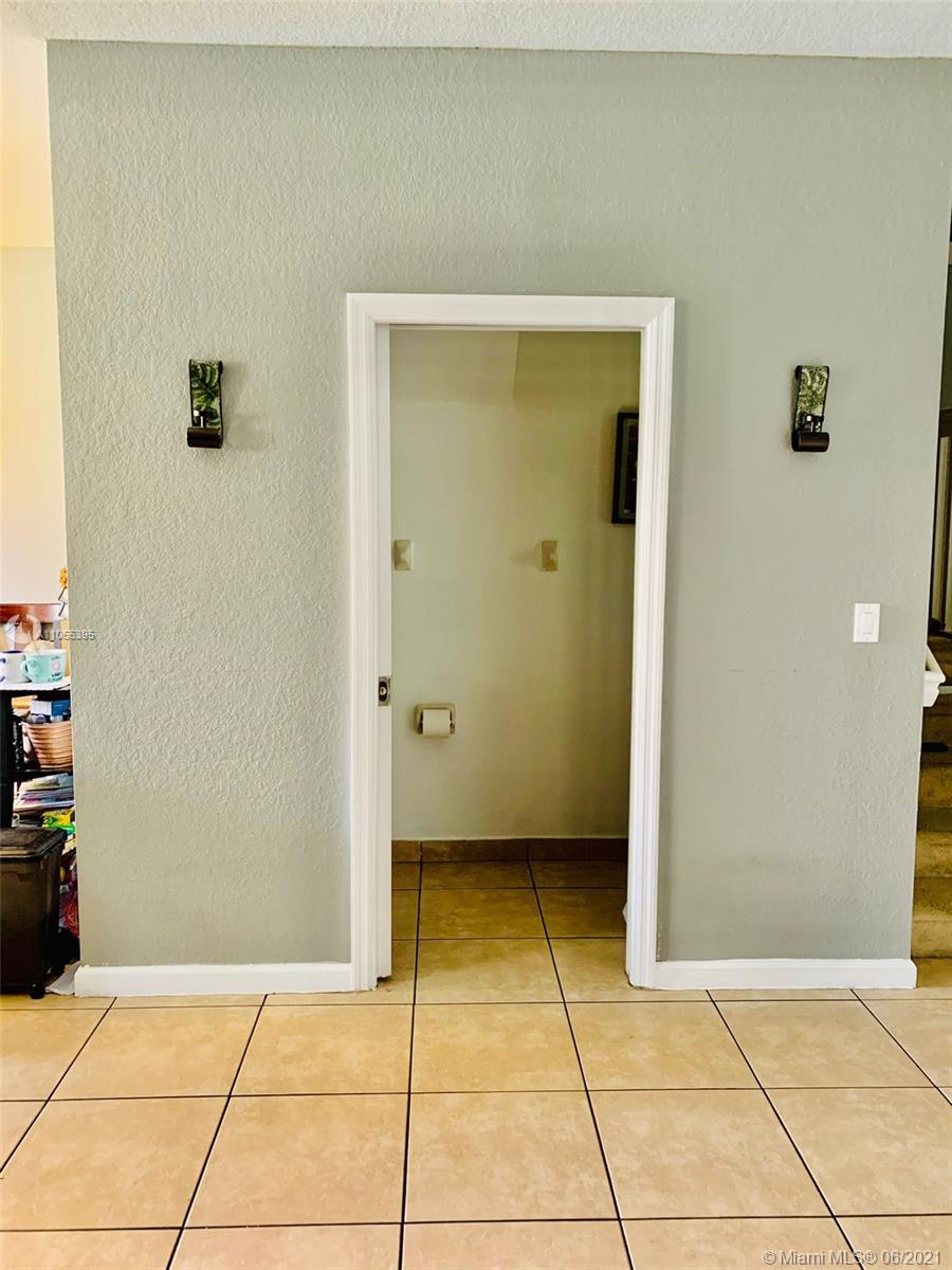 PORTOFINO VILLAS WEST - Residential