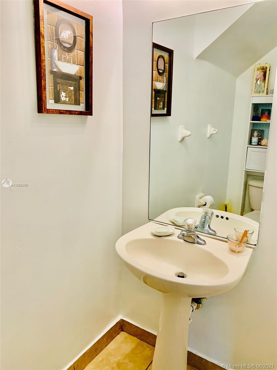 PORTOFINO VILLAS WEST - Residential