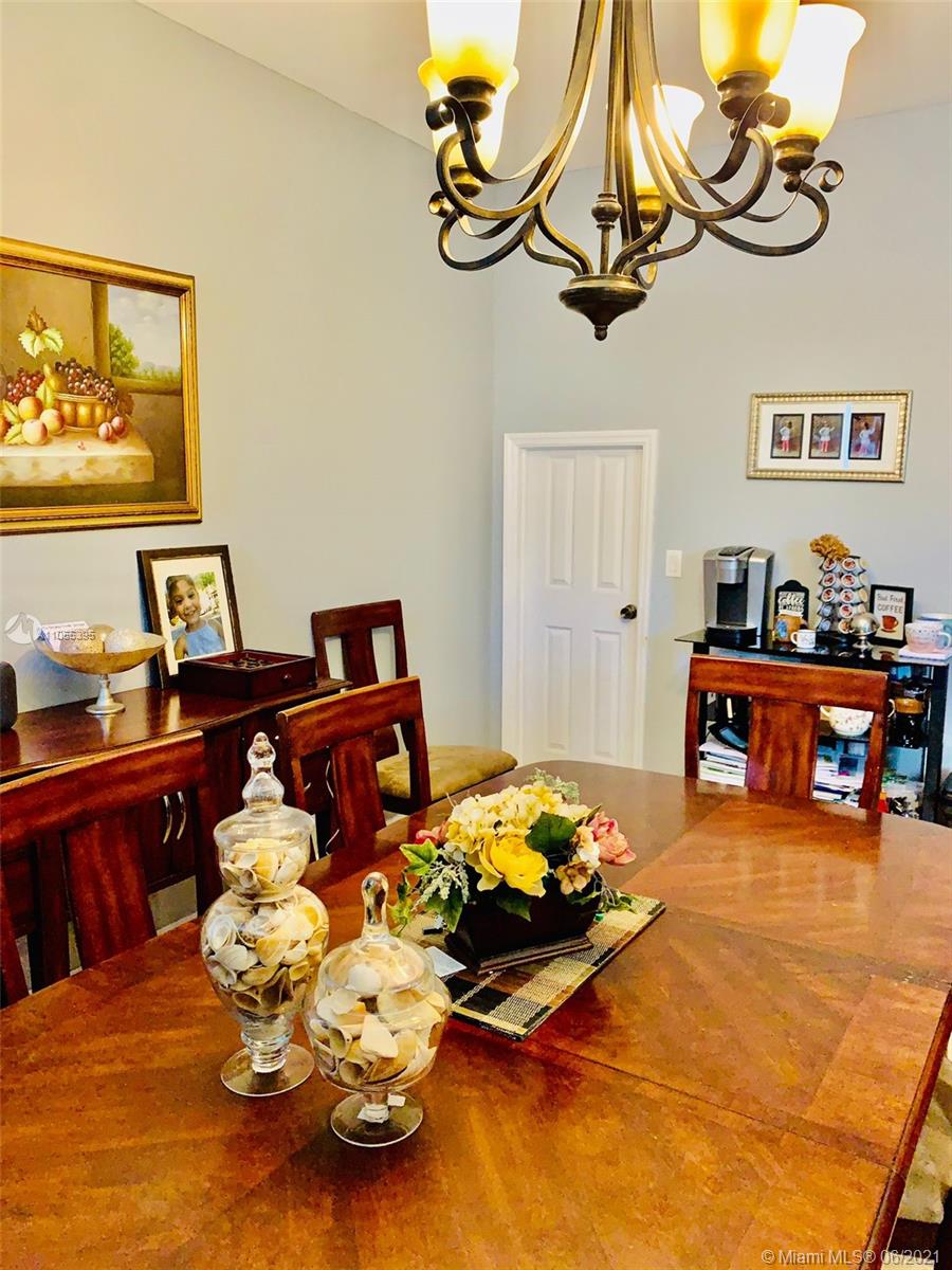 PORTOFINO VILLAS WEST - Residential