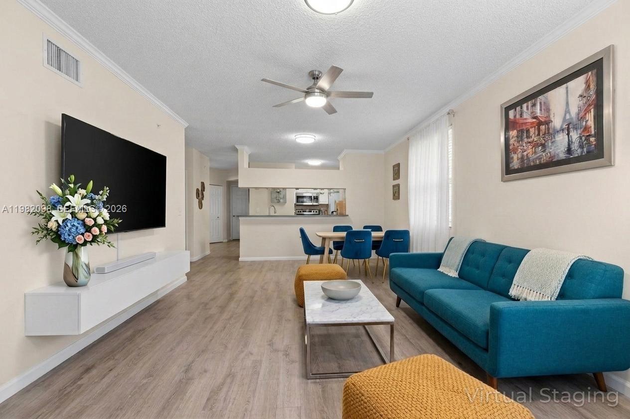 PORTO BELLAGIO CONDO - Residential