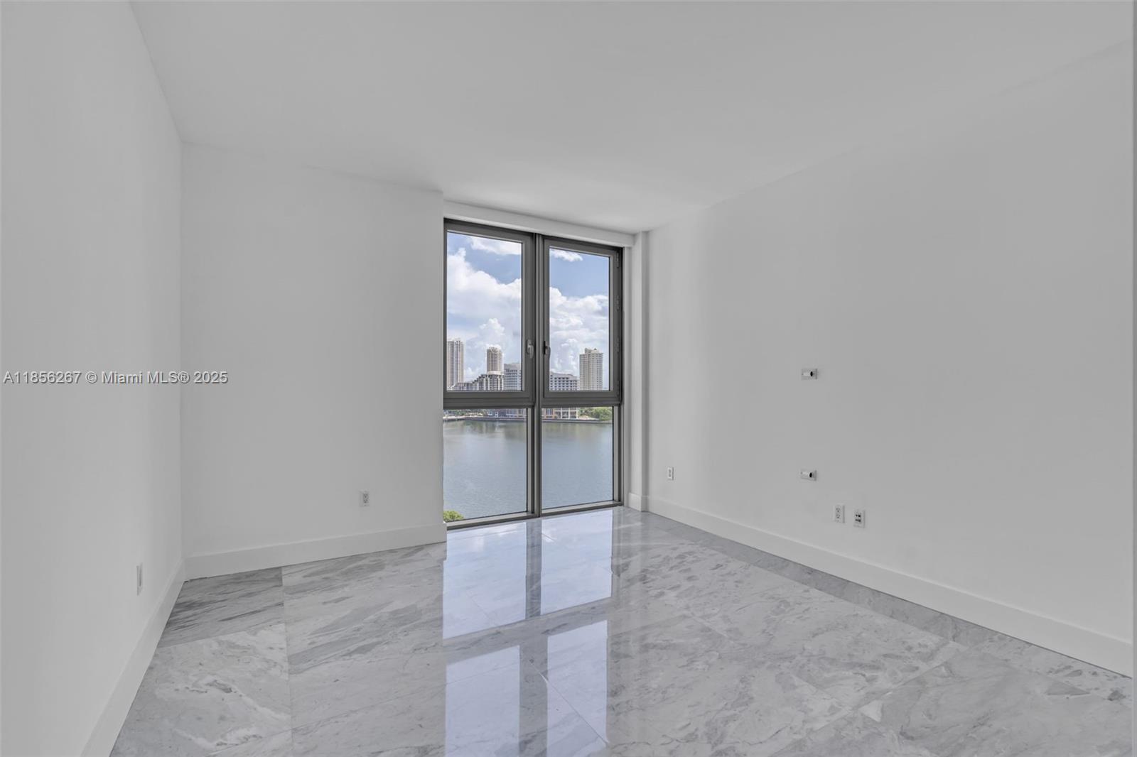 JADE RESIDENCES AT BRICKE - Residential