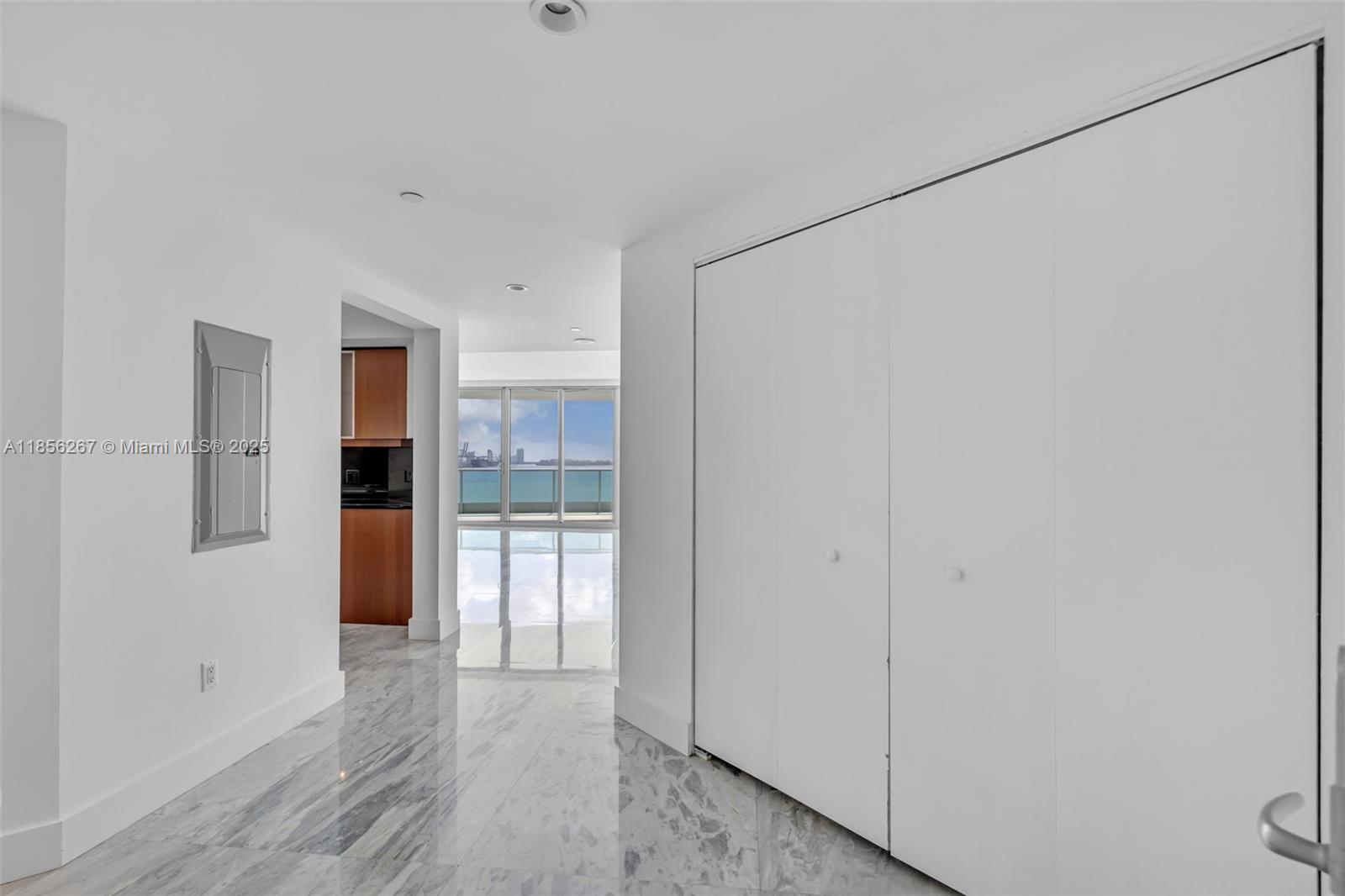 JADE RESIDENCES AT BRICKE - Residential