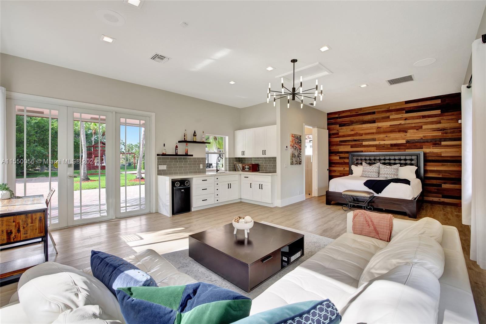 WINDMILL RANCH ESTATES - Residential