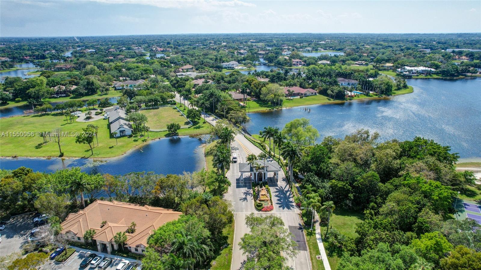 WINDMILL RANCH ESTATES - Residential