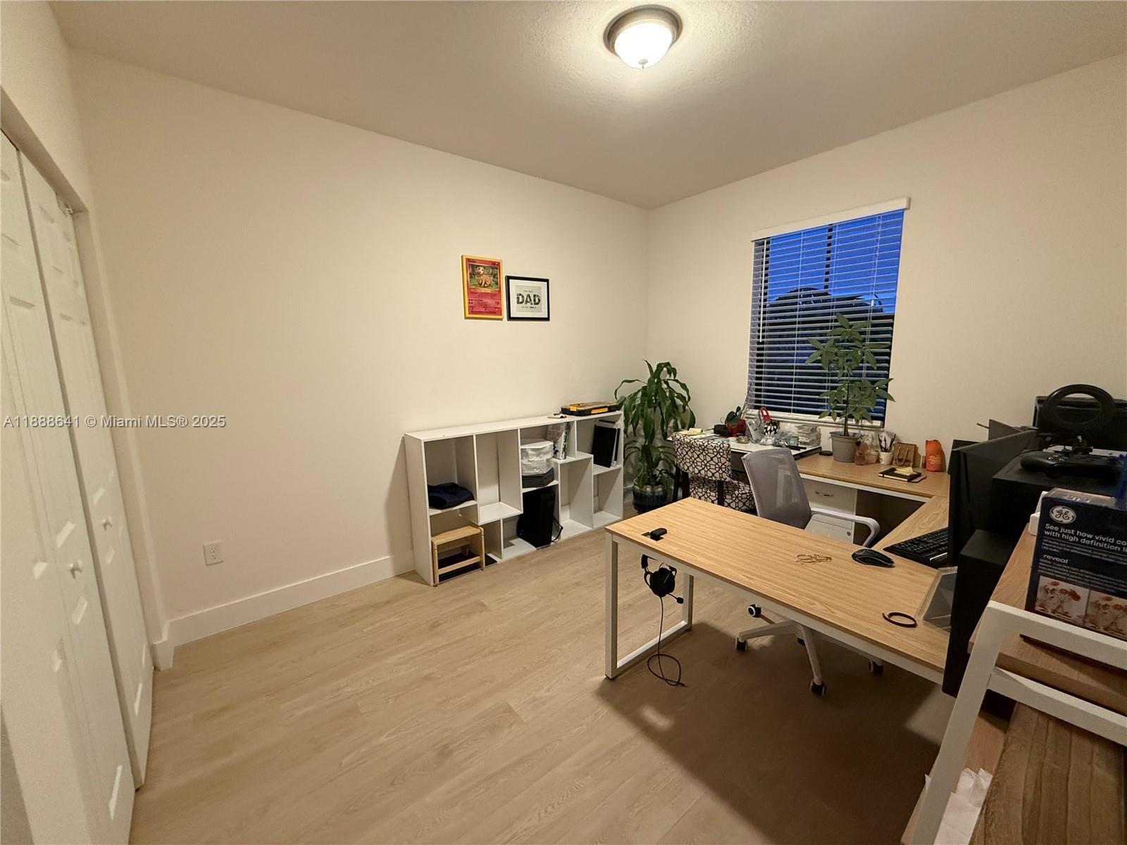 VENETIAN PARC WEST - Residential Lease