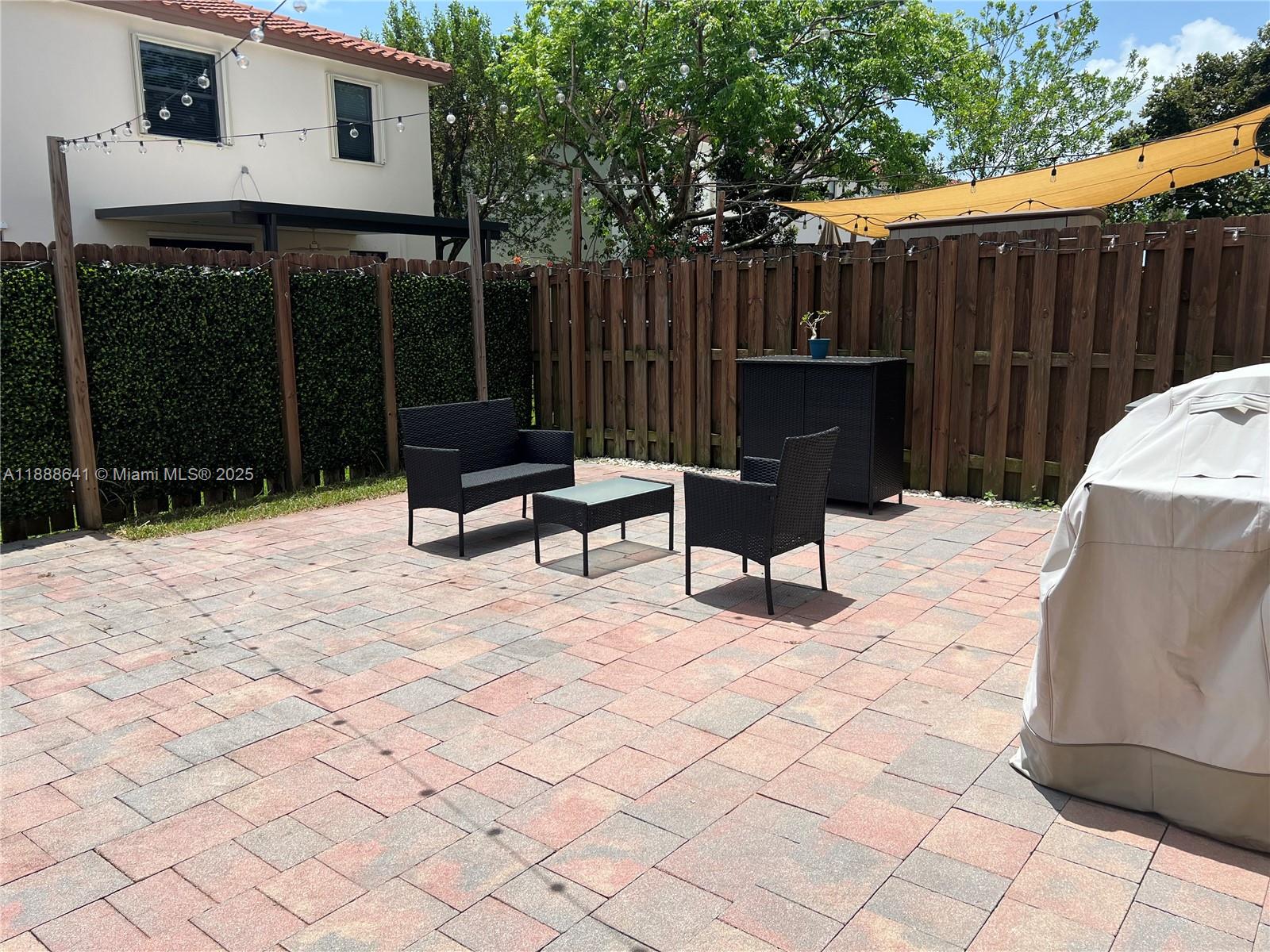 VENETIAN PARC WEST - Residential Lease